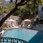 Latine Hotel 4*