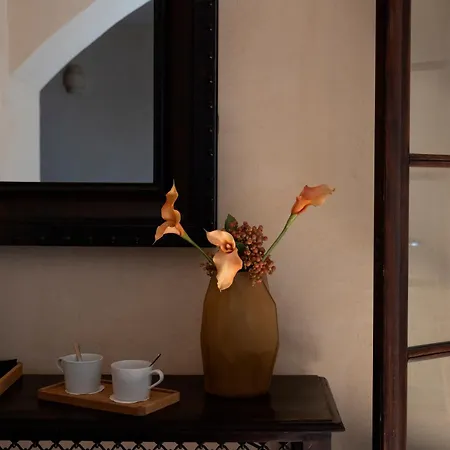 拉丁酒店 4* Lama