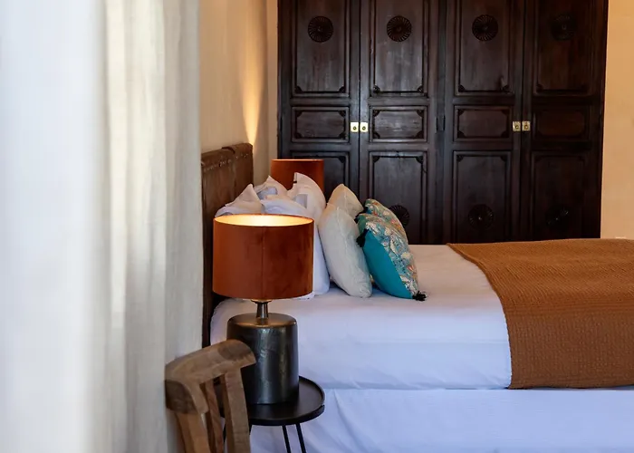 オテル ケース ラタン 4* Lama