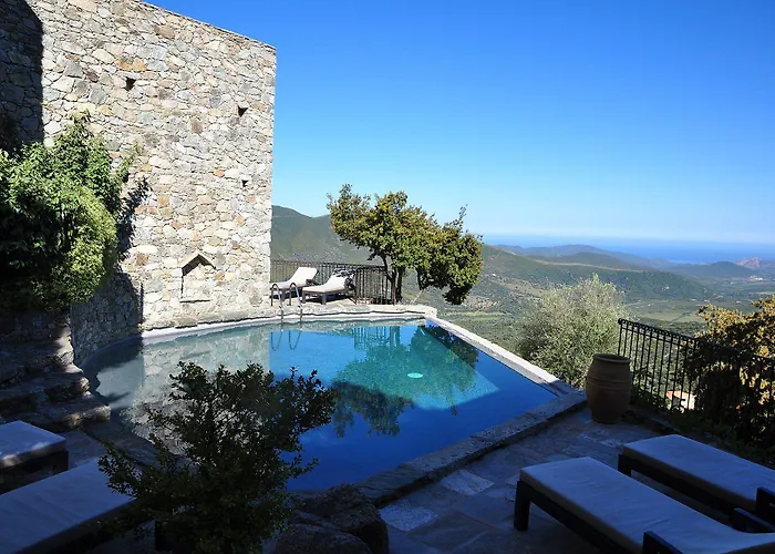 オテル ケース ラタン ホテル Lama